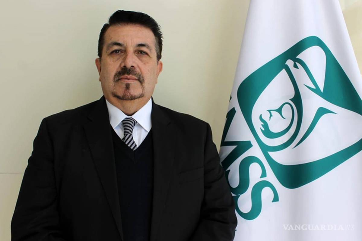 Funcionario del IMSS dona plasma para tratar a pacientes en estado crítico