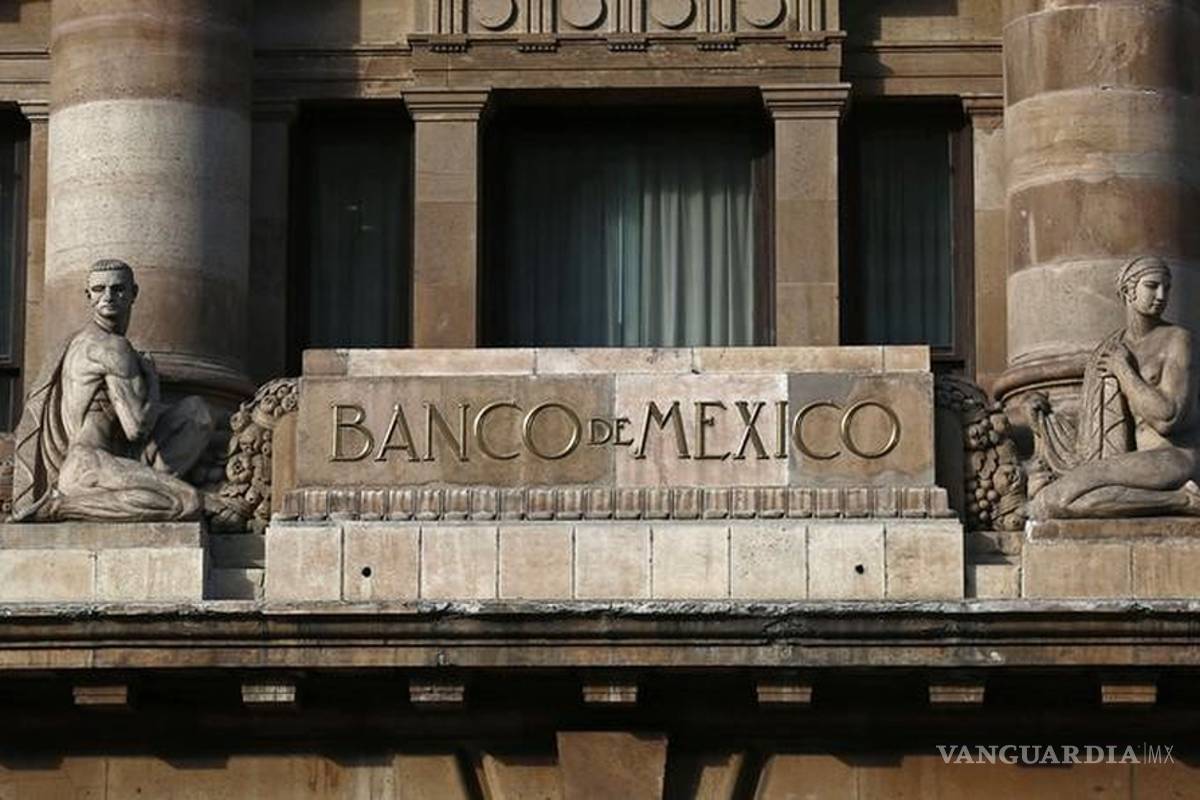 Banxico recorta expectativa de crecimiento económico para este año