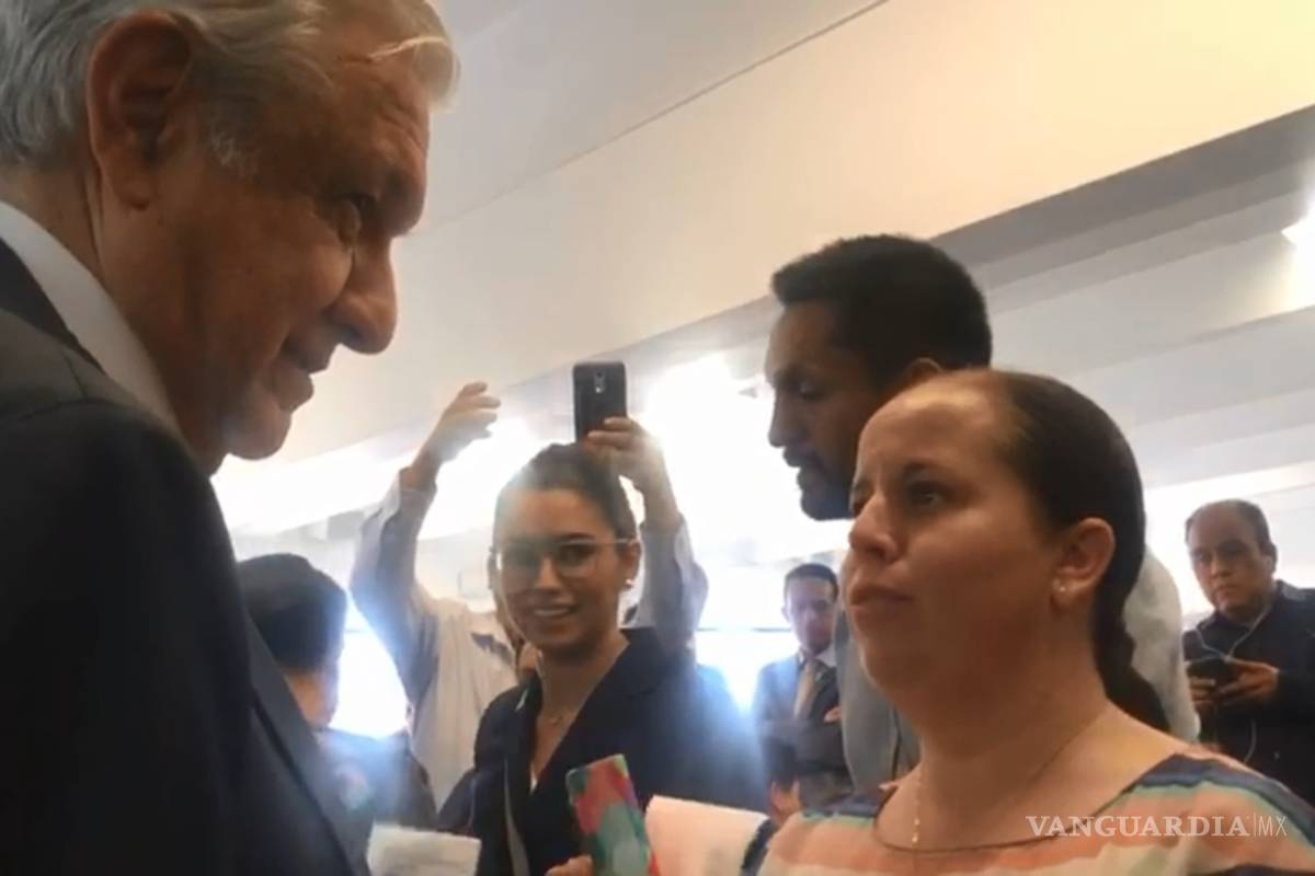 Maestra reclama a AMLO por retirar becas del Conacyt... 'usted le quitó el apoyo a nuestra niñez, nos dejó sin apoyos' (video)