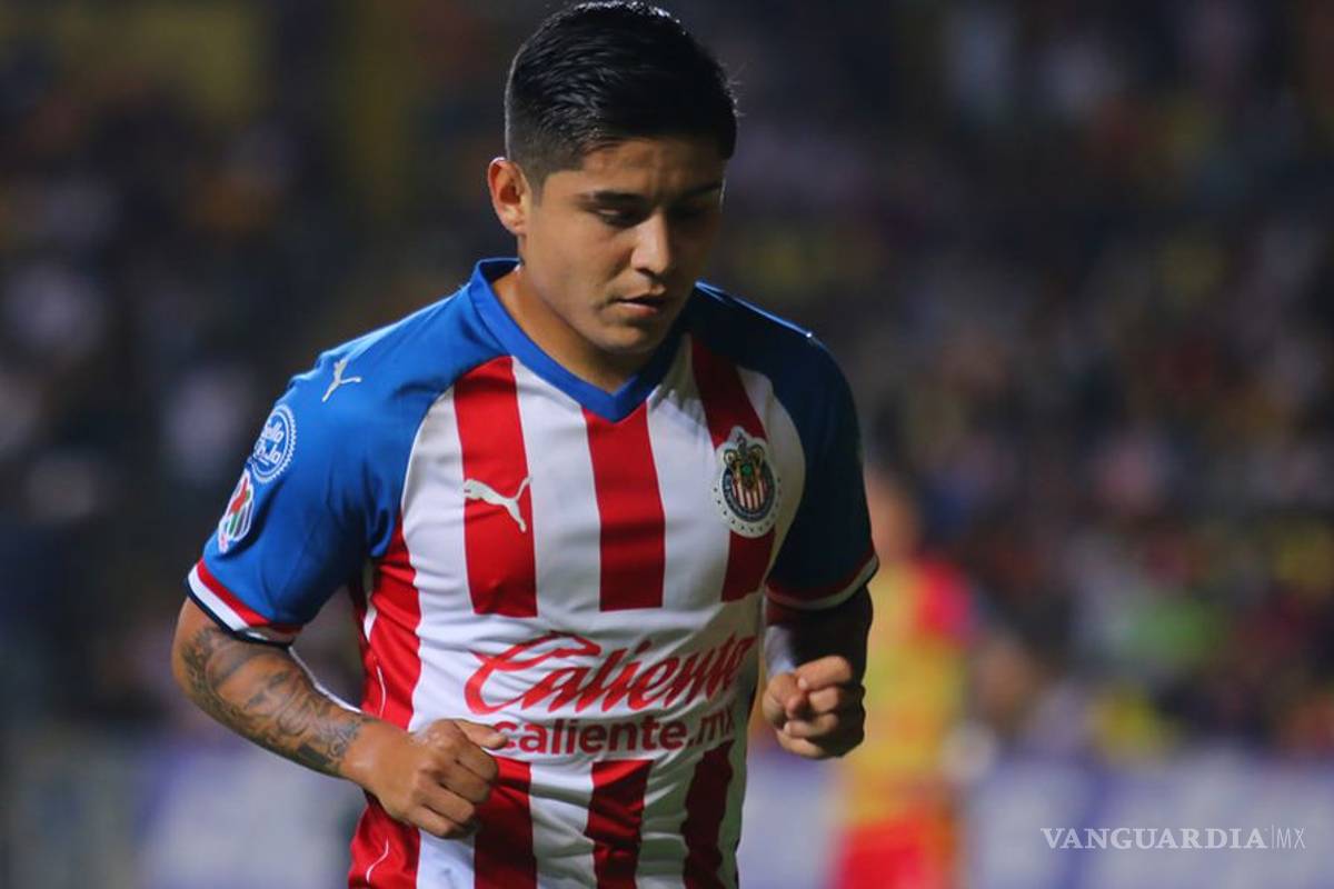 'Chofis' López se porta mal durante cuarentena y acude a una fiesta