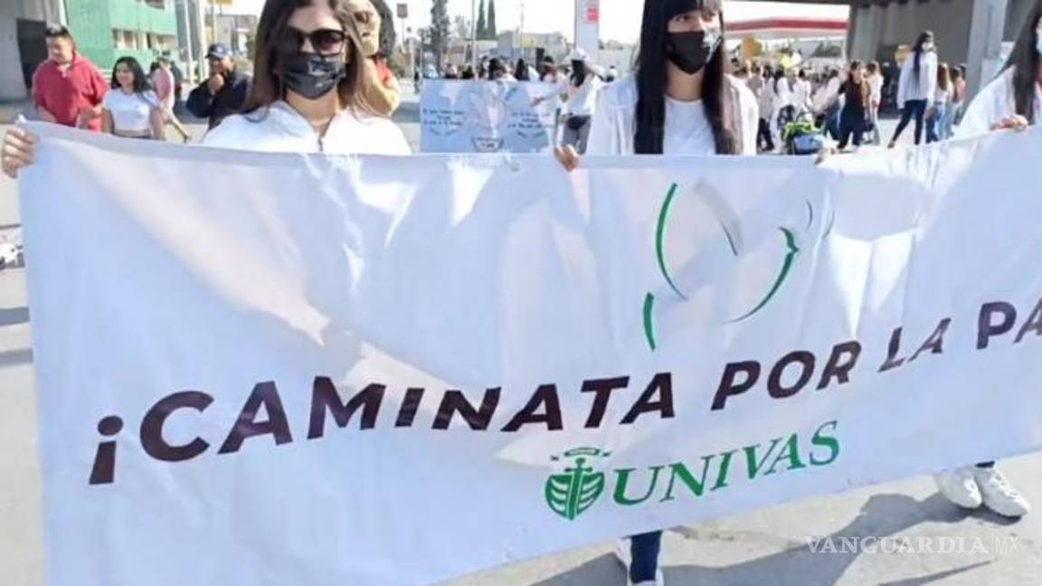 Celebra UNIVAS ‘Caminata por la paz’ en Ruta Recreativa de Saltillo