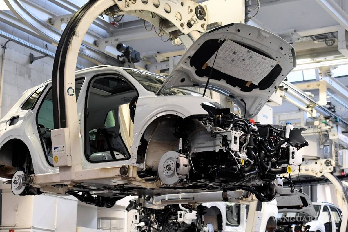 Por falta de chips, Volkswagen aplicará paro técnico en México