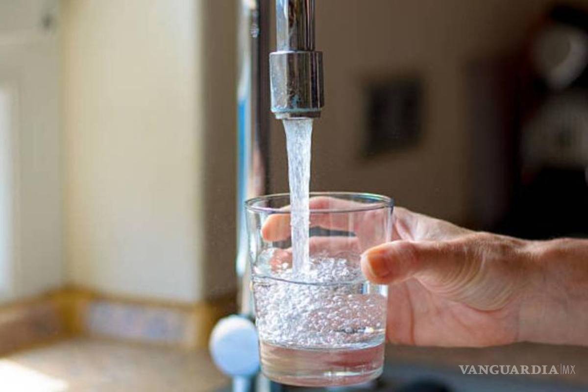 En Saltillo, el agua de la llave es más saludable que la embotellada, según Agsal