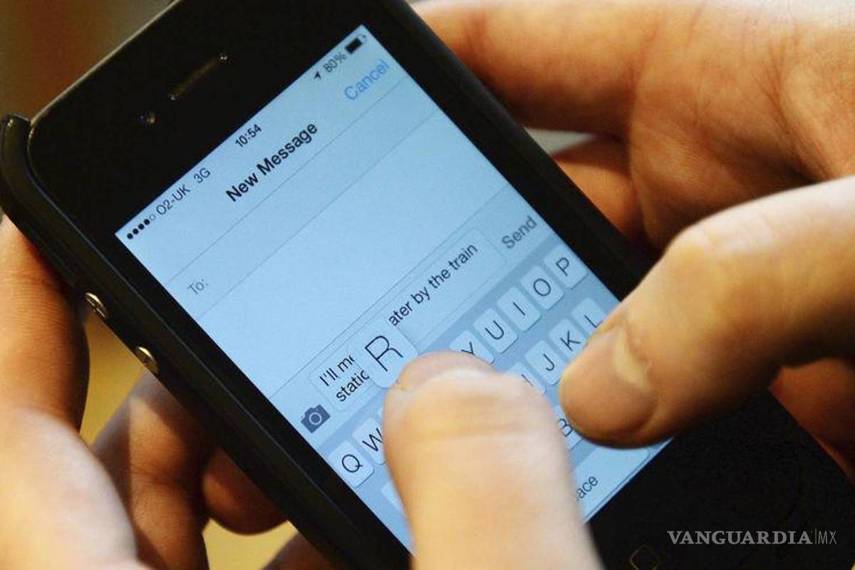 Textear causa daños prematuros en articulaciones