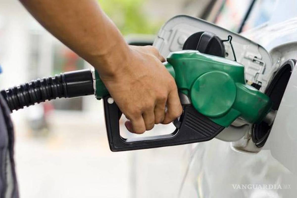Baja precio de la gasolina Premium en Saltillo