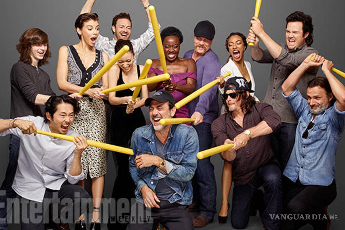 Elenco de ‘The Walking Dead’ golpea a Negan
