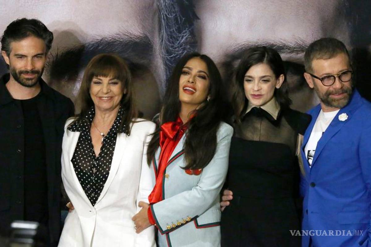 $!Salma Hayek no habla de violencia ni feminicidios en Instagram para proteger el turismo en México