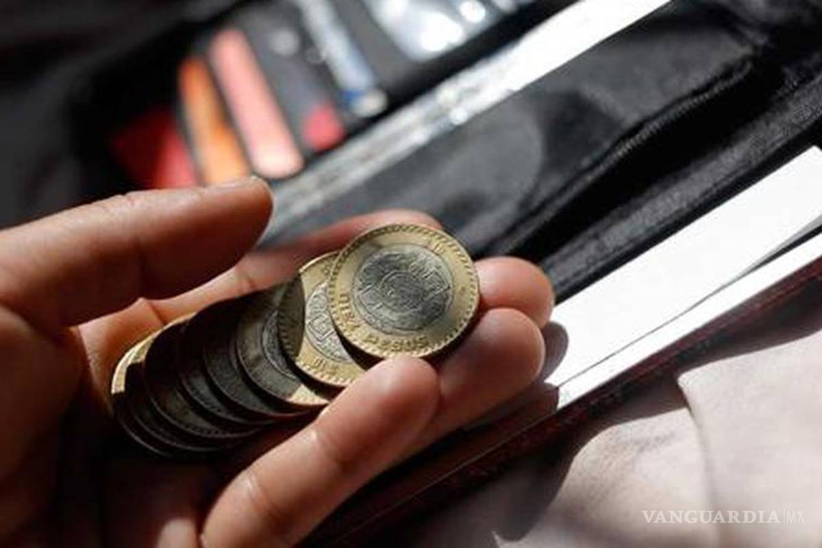 Sacudida a bolsillos: Incertidumbre, en hogares por la cuesta de enero