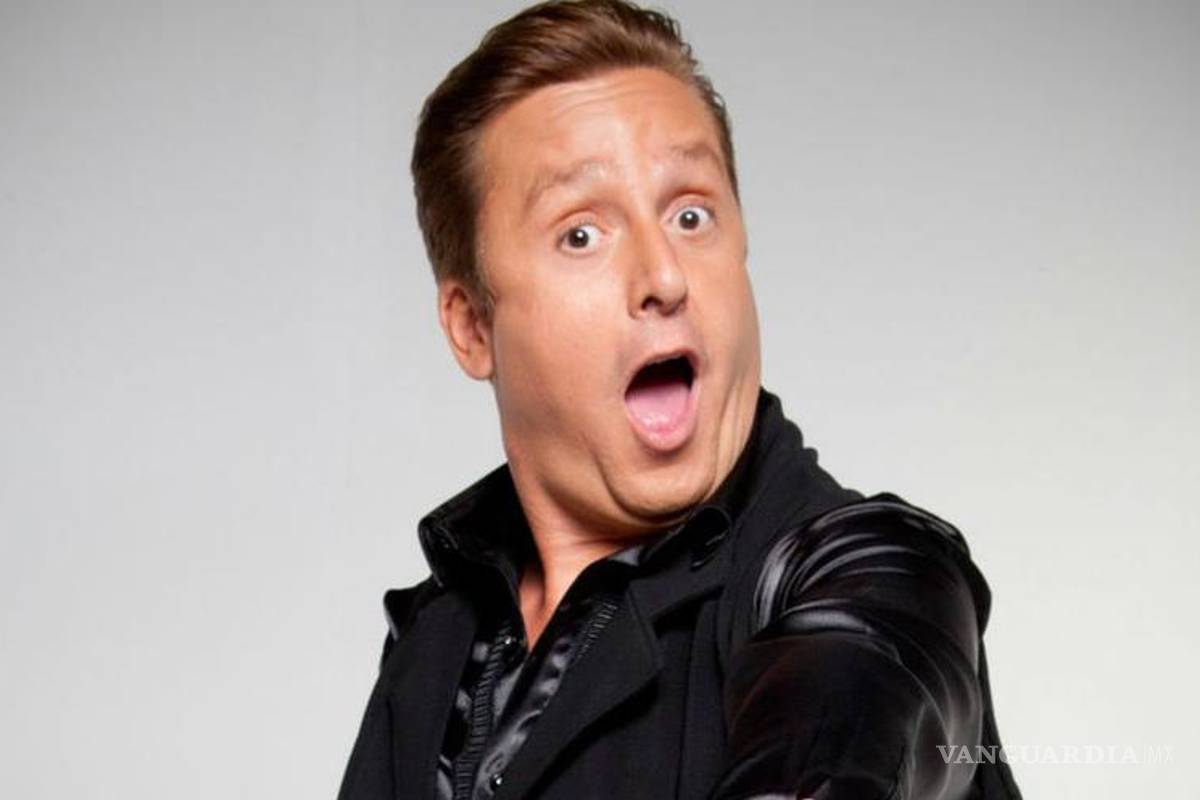 Captan a Daniel Bisogno ¡besando a otro hombre en un bar gay!