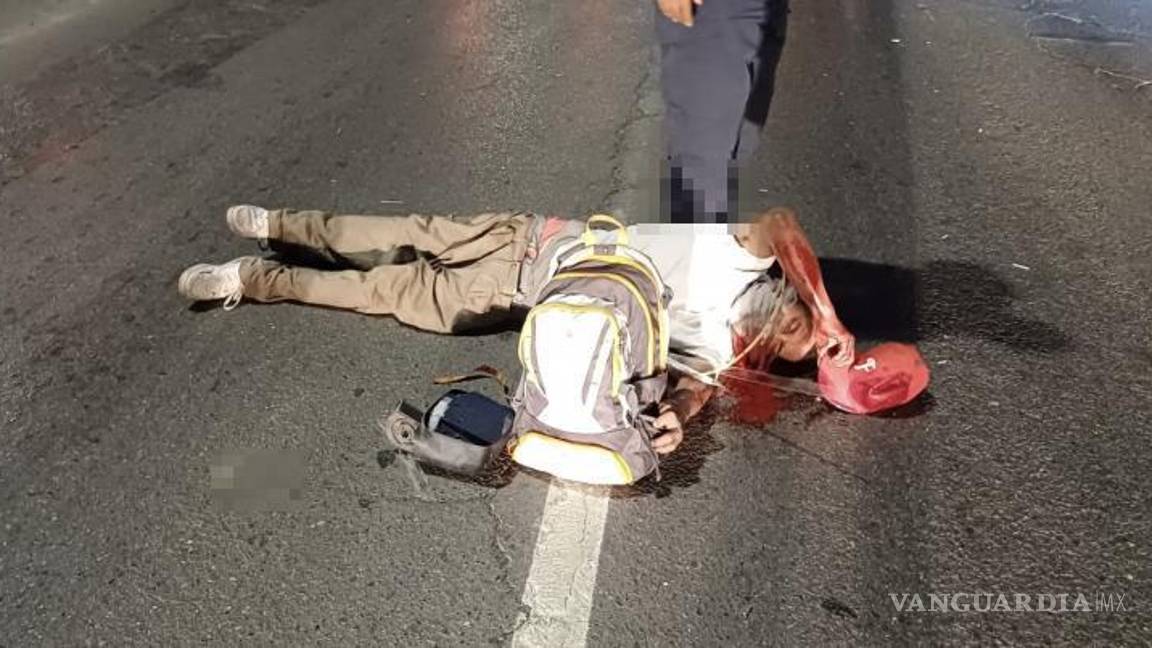 $!El joven atropellado aparentemente se encontraba bajo los efectos de sustancias tóxicas, lo que pudo haber influido en su falta de precaución al cruzar la vía.