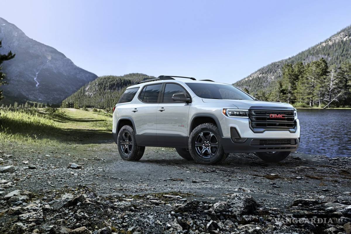 GMC Acadia 2020, con motor turbo de 2.0 litros y un rostro más duro