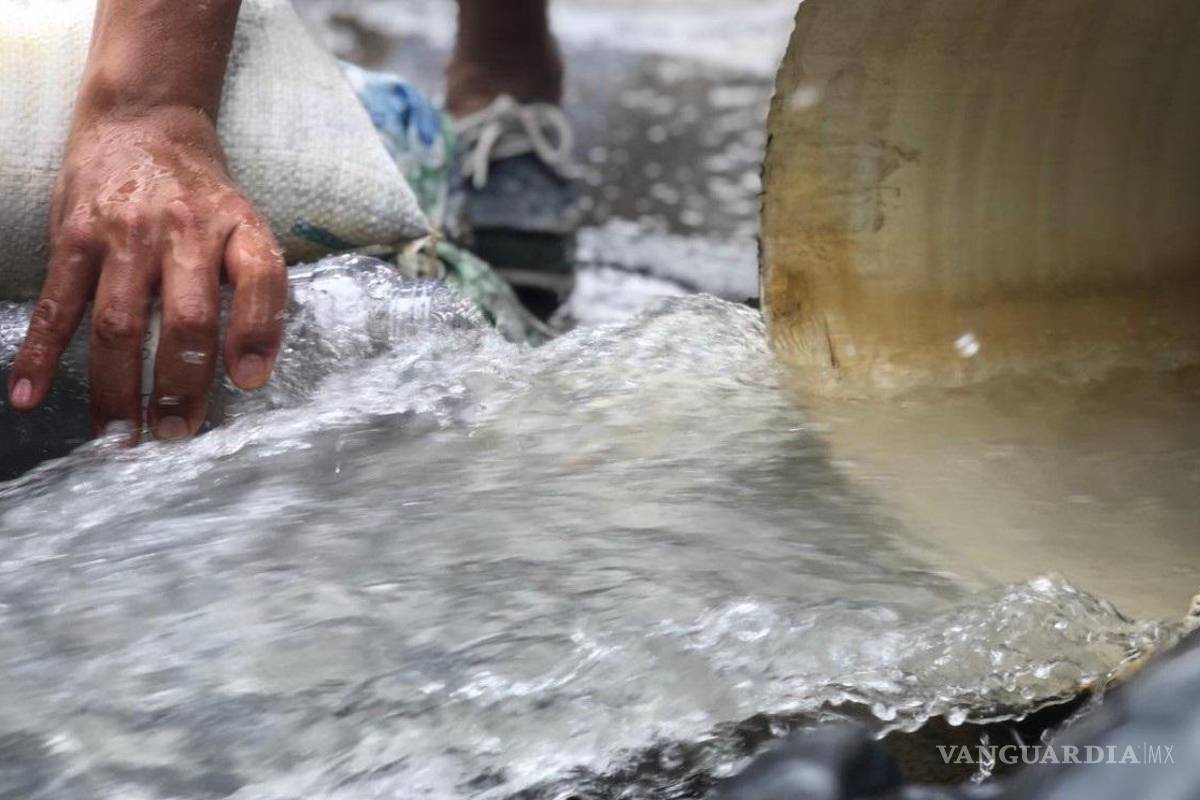 Más de 131 mil tomas clandestinas y pérdidas millonarias: Loera plantea nuevo delito federal