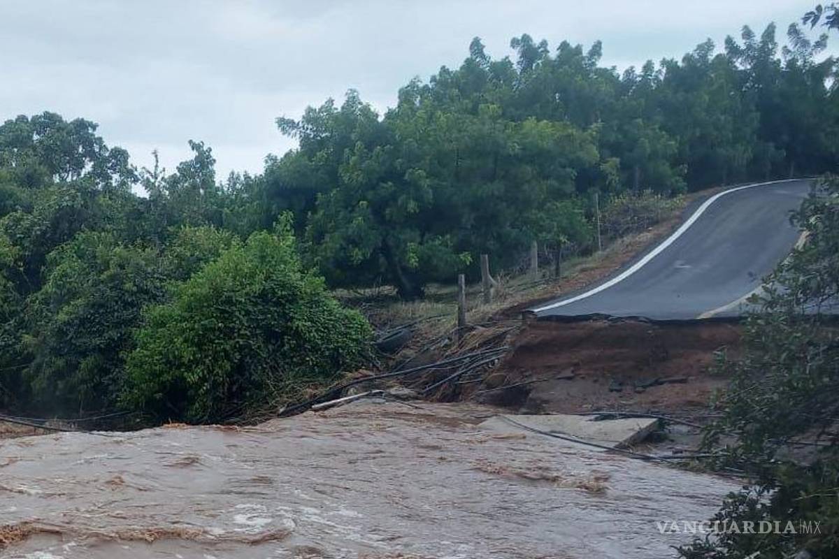 Huracán ‘John’ dejó daños en carreteras de Guerrero, Michoacán, Edomex y Oaxaca