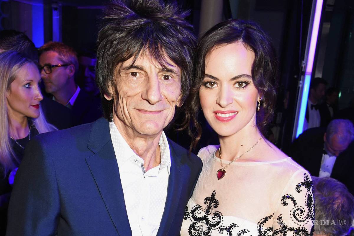 Ronnie Wood, padre de gemelas a los 68 años
