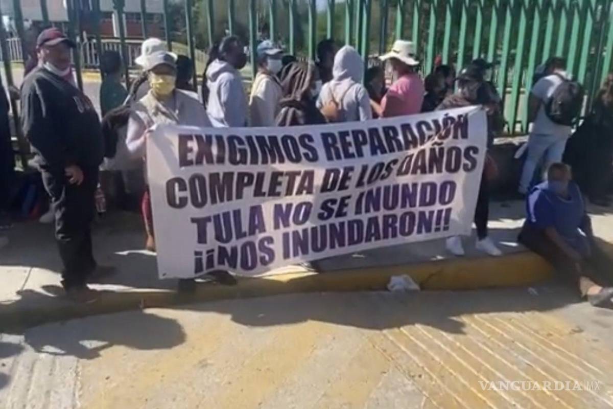 ‘Tula no se inundó, nos inundaron’; AMLO fue recibido en Tula con reclamos de damnificados