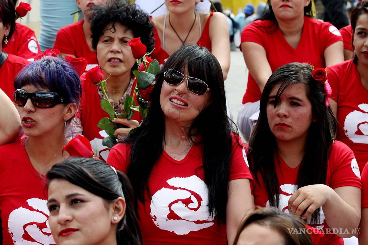 Colombianas conmemoran con arte el día contra la violencia a la mujer