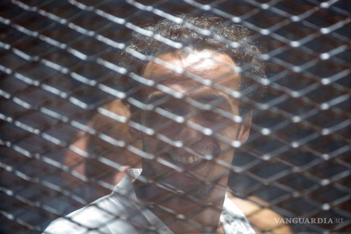 Egipto condena a muerte a 75 y da cadena perpetua a otras 47