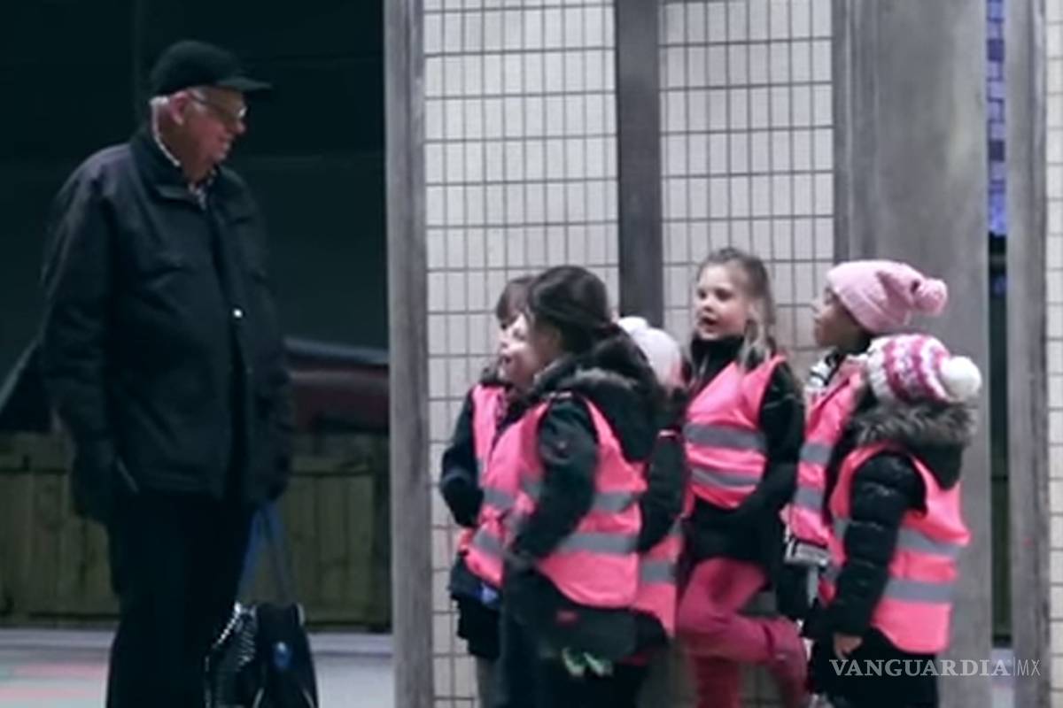 ¿Has visto? Estos niños hacen la “broma” más tierna del día