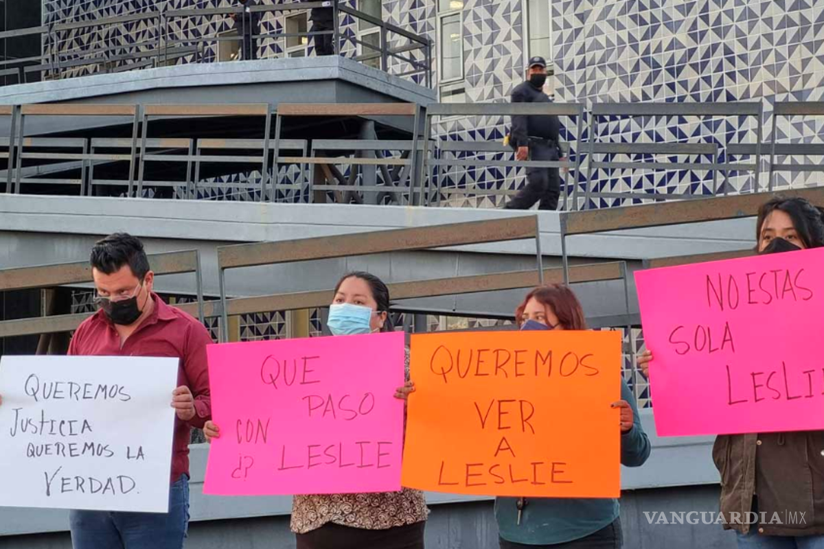 Detienen a ‘neni’ por venta ilegal y supuesto narcomenudeo; familiares exigen justicia