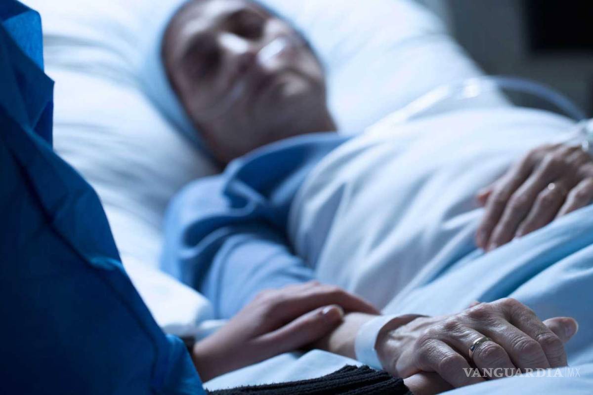 $!El paciente deberá formular una solicitud de eutanasia, posteriormente se deberá realizar una evolución médica y en su caso, psicológica.