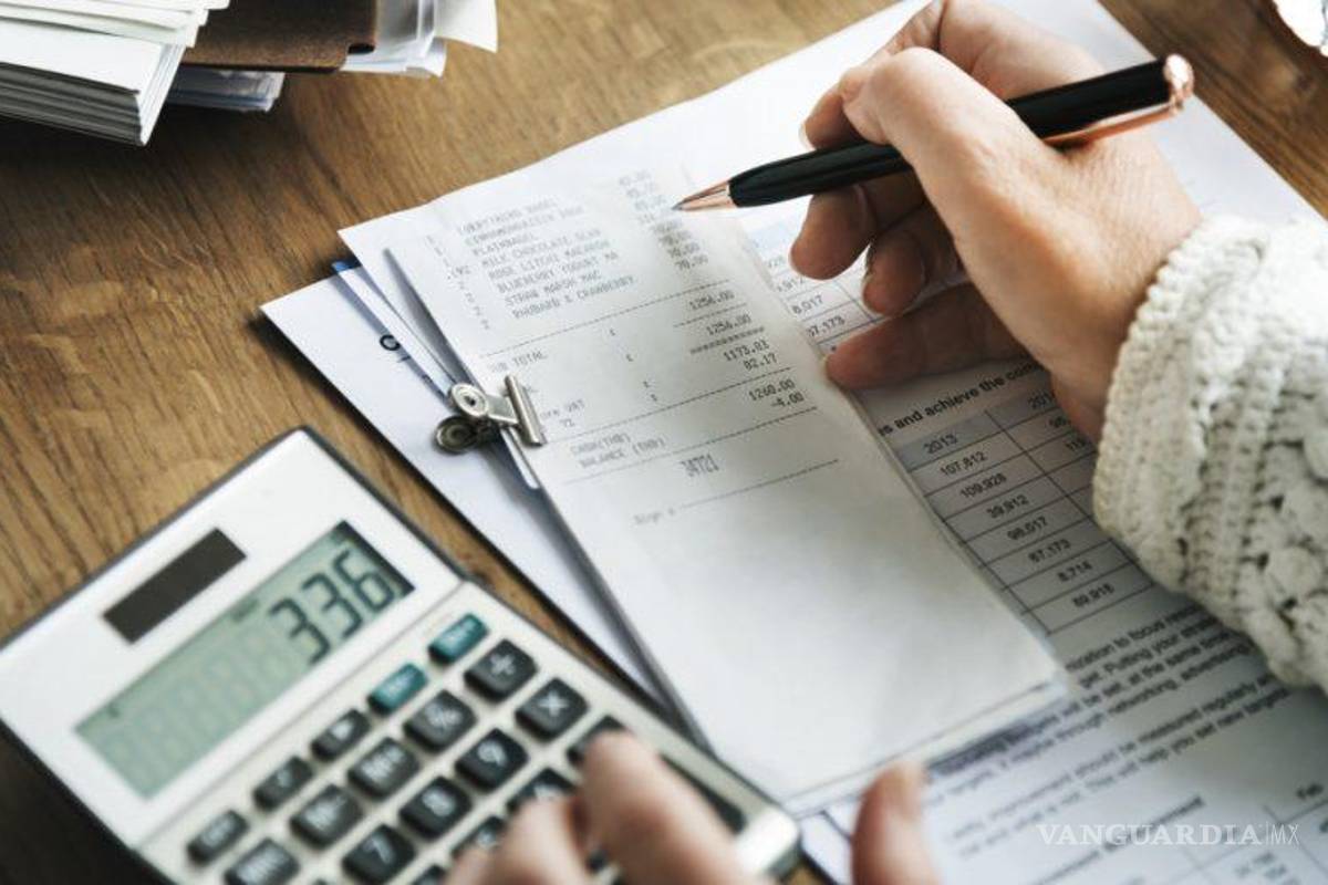 Otra del SAT, facturas con errores no podrán ser deducidas