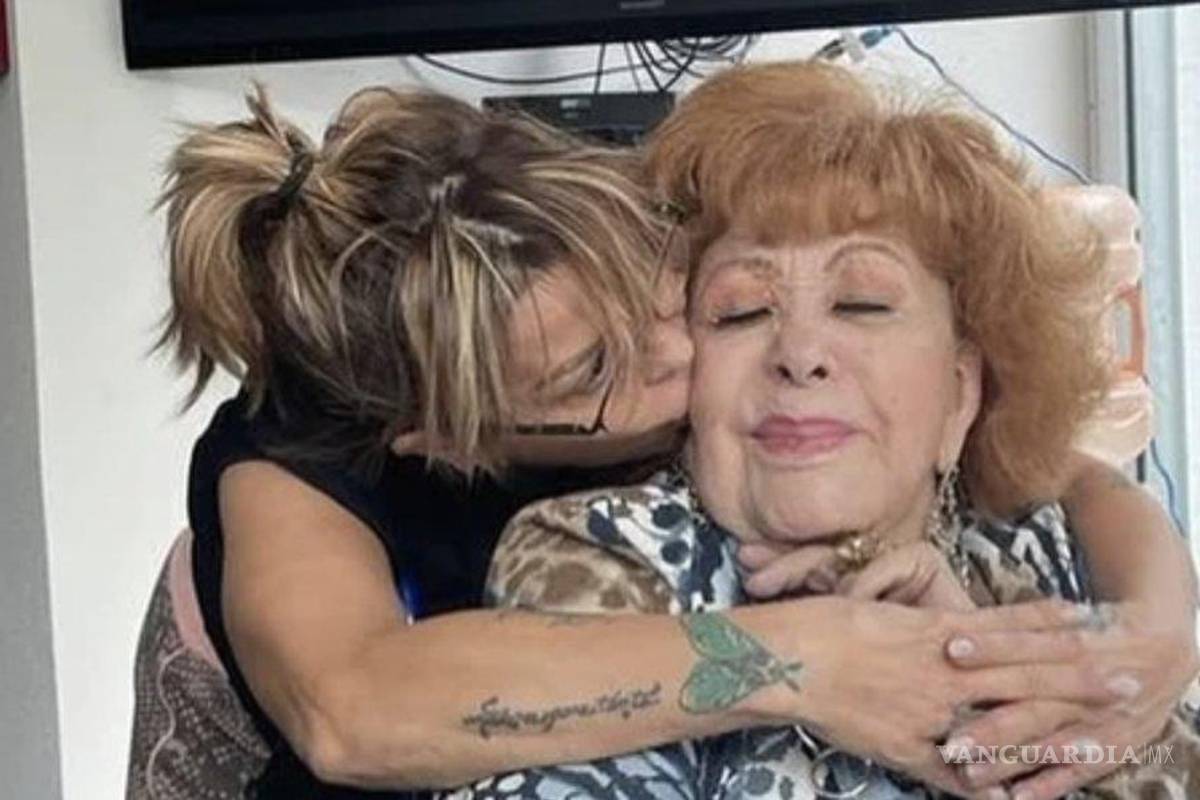 Alejandra Guzmán da positivo a COVID tras cuidar a Silvia Pinal