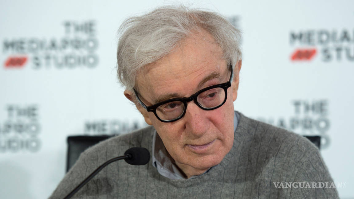 Tras críticas y protestas, editorial cancela autobiografía de Woody Allen por acusaciones de abuso sexual