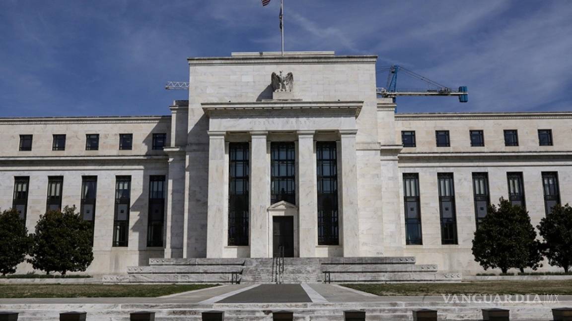 Fed mantiene la tasa de referencia entre 0 y 0.25%, mínimos históricos