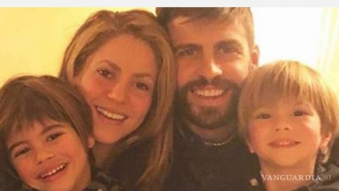 $!Shakira: "Quédense en casa, el virus es rápido y nuestros líderes demasiado lentos"