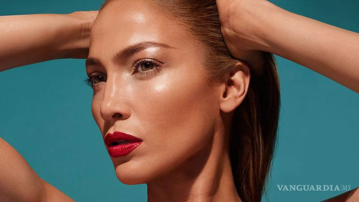 Jennifer Lopez lanza nueva línea de cosméticos