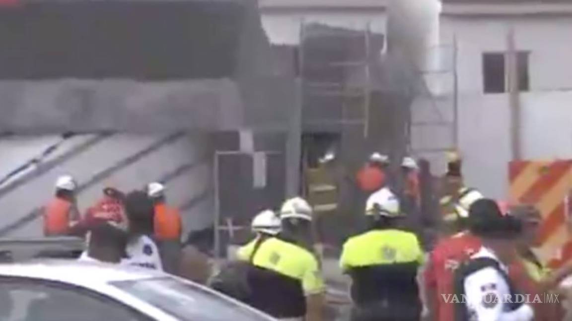 Hombre queda atrapado tras colapsar un techo en Monterrey