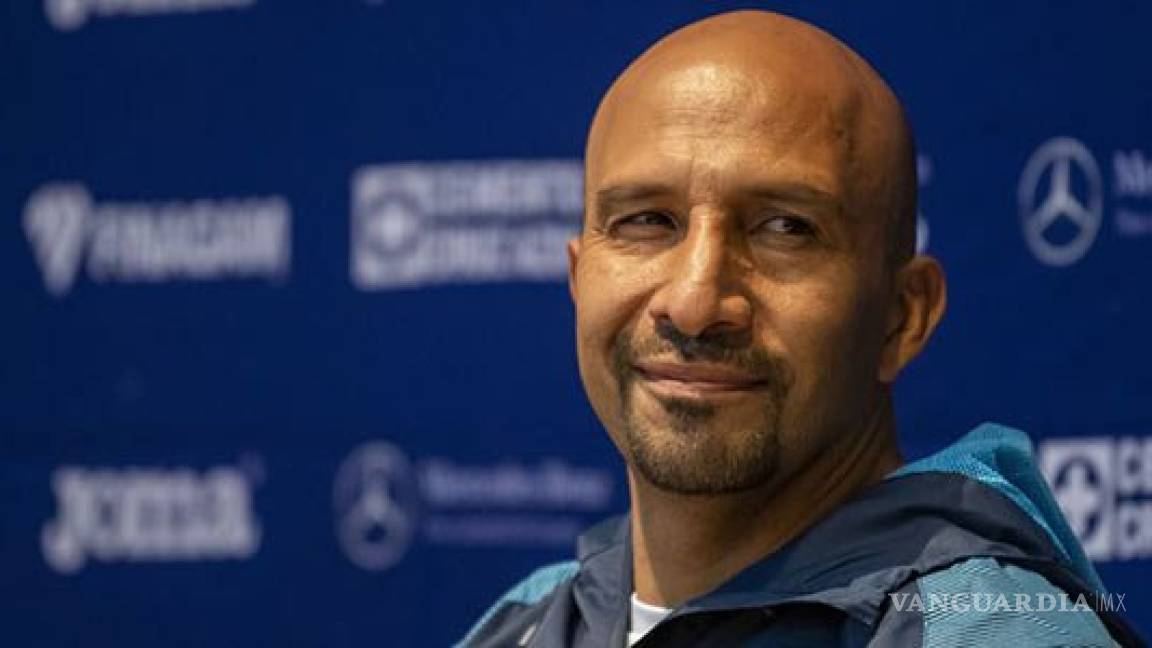 Regresa el 'Conejo' Pérez a casa: Será entrenador de porteros del Cruz Azul