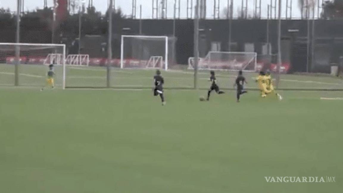 Hijo de Messi hace un gol al estilo de su padre y se hace viral