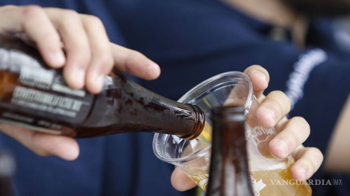 $!Buscan a 25 personas que beban cerveza para experimento científico