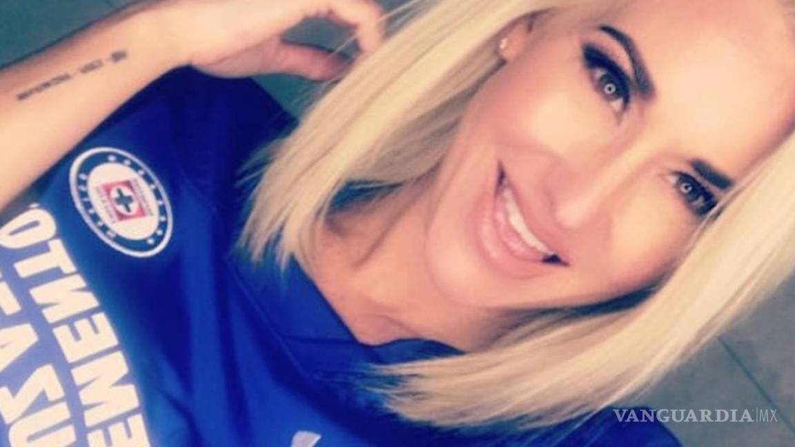 Conejita de Playboy estará presente en la despedida del Estadio Azul