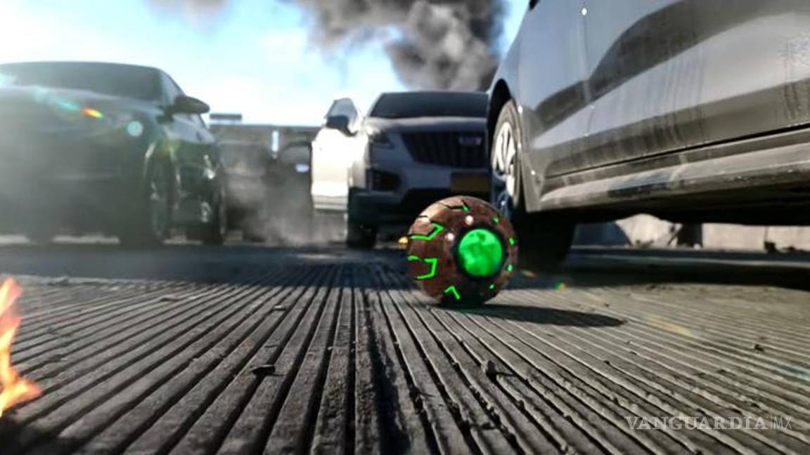 $!No vemos al Duende Verde en el tráiler, pero sí vemos un adelanto de él: una bomba de calabaza, el arma favorita del Duende Verde.