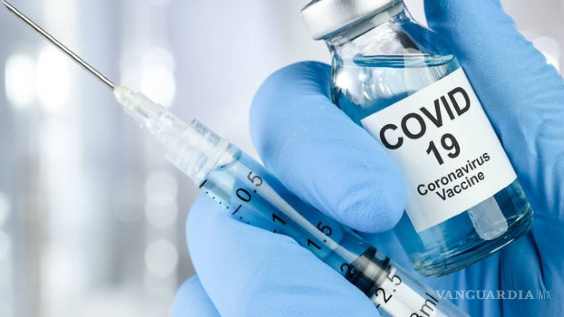 Llama WEF a alianzas para vacuna COVID
