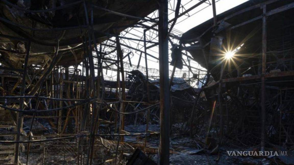 Encuentran 200 cuerpos en sótano de edificio derrumbado en Mariúpol, Ucrania