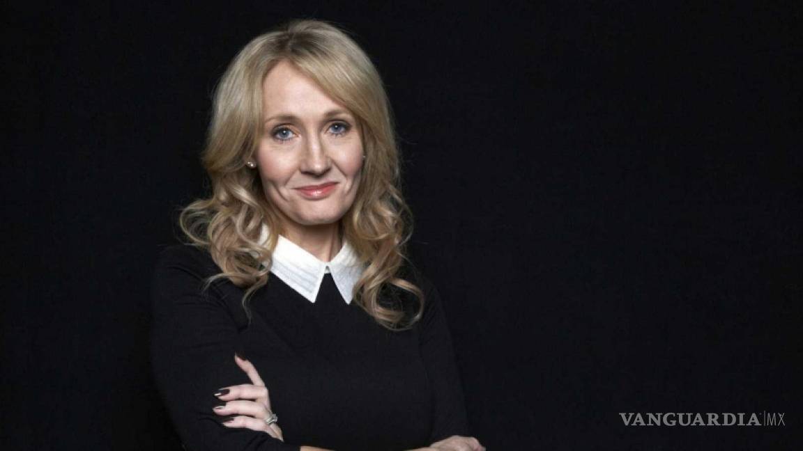 J.K. Rowling motiva a creadores con solamente ocho tuits