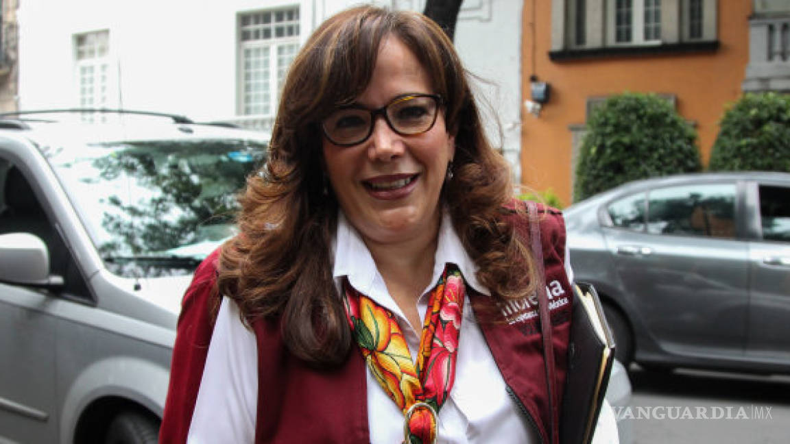 Líder de Morena es acusada por excluir morenistas a candidaturas locales