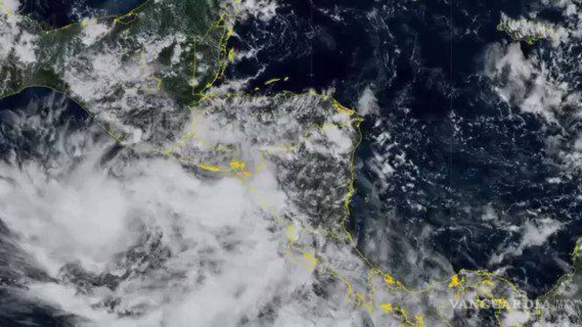‘Pilar’ evolucionaría a huracán frente a costas de Guerrero: SMN