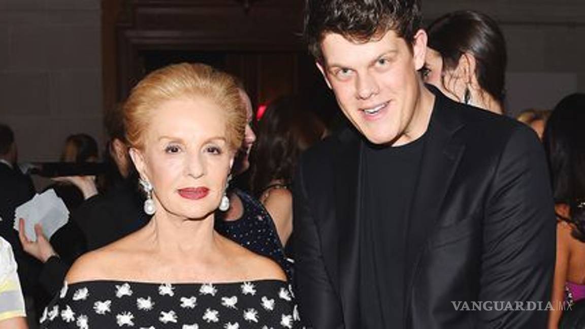 $!Sin dar crédito, Carolina Herrera usa sarape saltillense y México reclama por el plagio