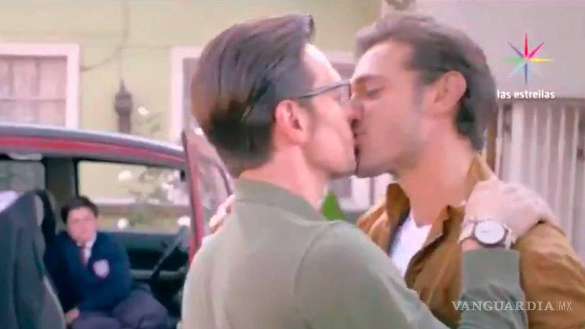 $!'Juliantina', la nueva pareja gay de Televisa que compite con 'Aristemo'
