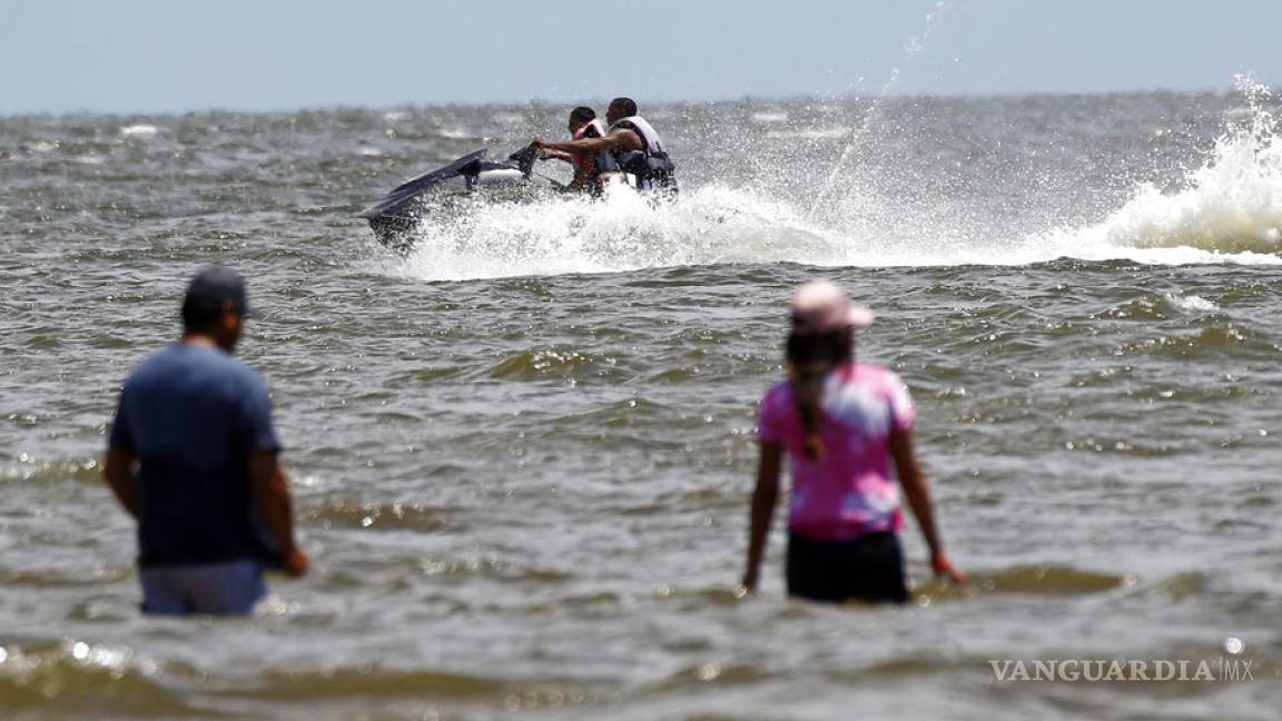 $!Tormenta Alberto obliga a cambiar planes en sureste de EU