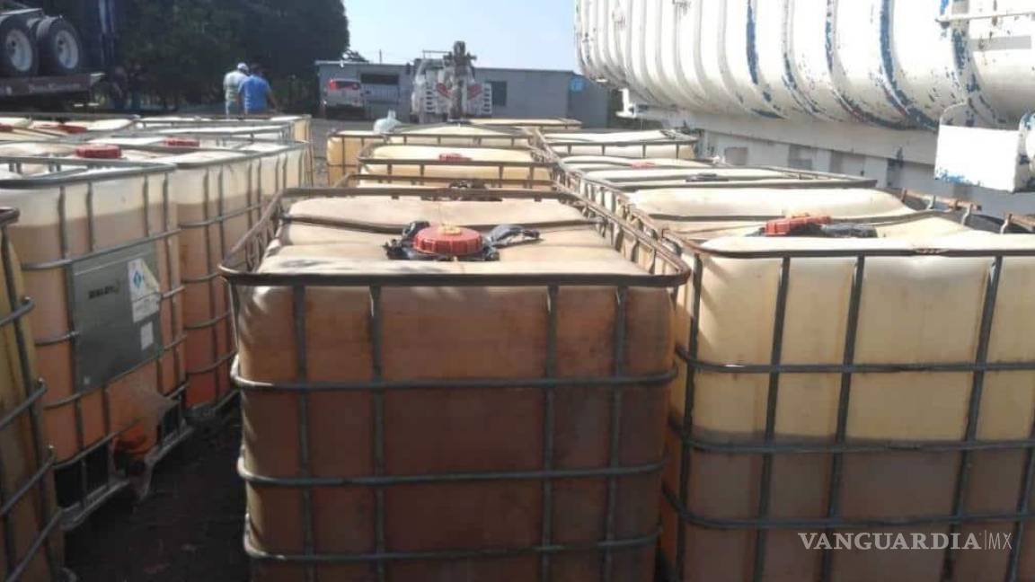 Aseguran camión con 12 mil litros de hidrocarburo en Tabasco