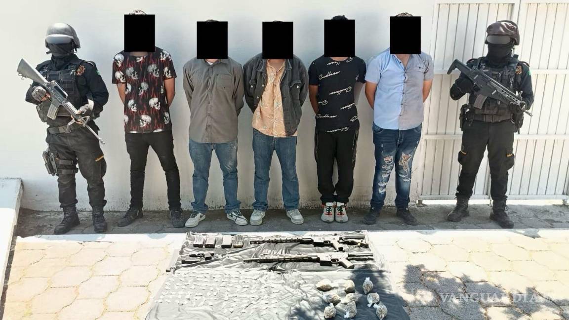Con armas de grueso calibre y droga detienen a cinco hombres en Galeana, Nuevo León