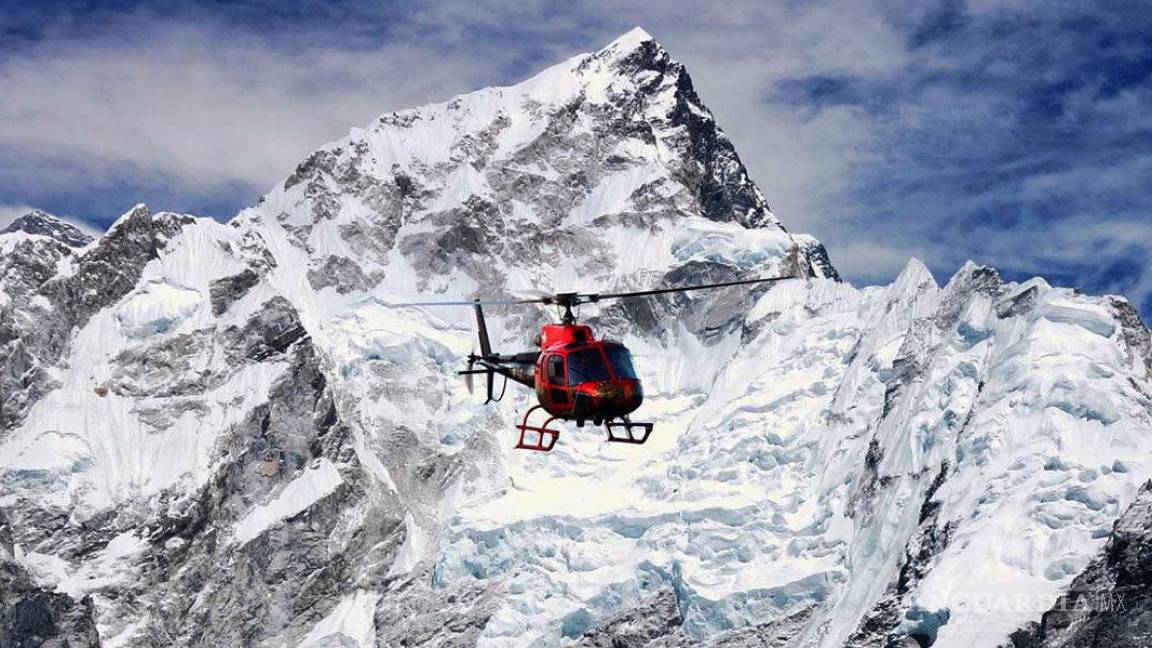 Prohíben vuelos “no esenciales” en Nepal, tras accidente donde murió familia mexicana