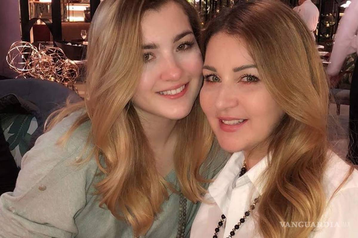 Le llueven críticas a Alicia Villarreal por mensaje del Día de la Mujer tras denuncia de su hija