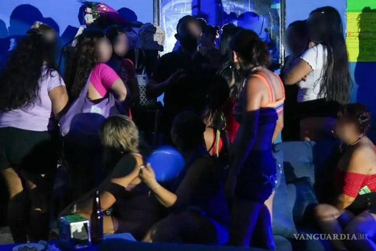 Rescatan a 27 mujeres víctimas de trata en Cancún, las tenían en un bar clandestino
