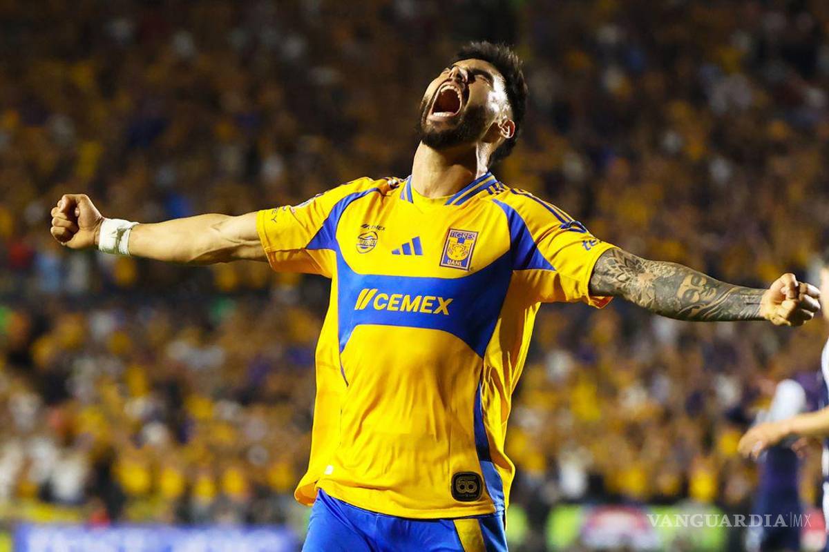 Tigres le dice ‘NO’ a Chivas y amarra a Juan José Purata hasta 2028